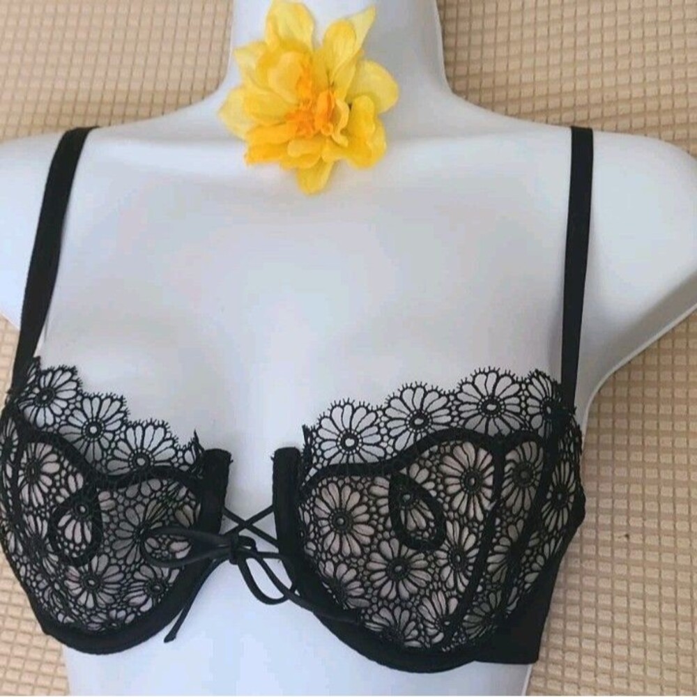 Victoria’s Secret Very Sexy Balconet Bra 34C Black Beige Semi Sheer Lace